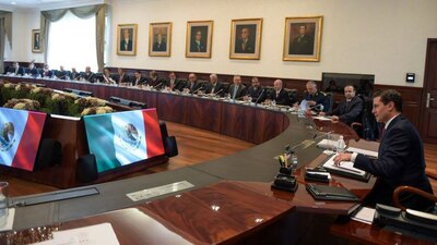 La administración del presidente Peña Nieto ha gastado más que sus antecesores