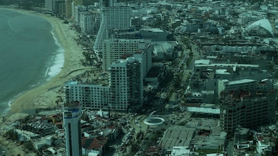 En la imagen se puede apreciar la afectación panorámica en Acapulco