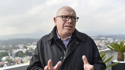 Isidro Pastor está en la etapa de recabar más de 300 mil firmas para poder ser candidato independiente a la gubernatura del Edomex