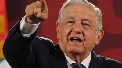 López Obrador señaló que Fox traicionó la democracia