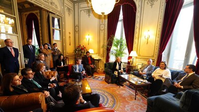 Xóchitl Gálvez estuvo de visita en la Fundación Libertad, de Mario Vargas Llosa