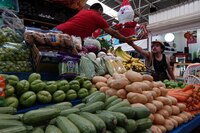 ¡Todo sube! Inflación se acelera a 4.69% en primera quincena de octubre
