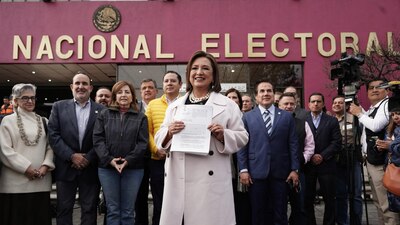 Acudió este jueves a presentar la documentación