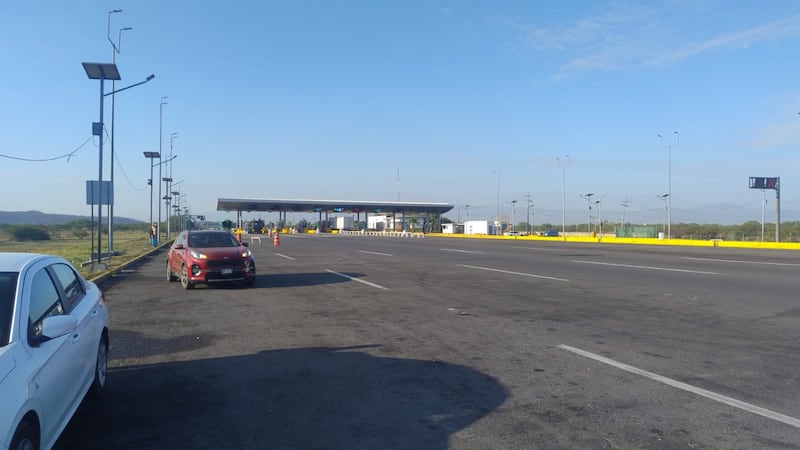 MINUTO A MINUTO: Así avanza el bloqueo nacional de transportistas este 6 de abril