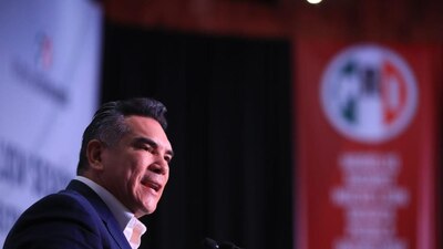 "Cinco años después, la realidad es otra", dijo