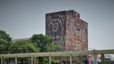 La red da servicio a 35 sedes y campus de la universidad