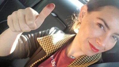 "Tengo lágrimas en los ojos, son de felicidad. Me emociona ver a México despertando", escribió la actriz tras votar por AMLO