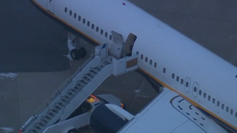 VIDEO: Aterriza en Nueva York el avión que transportaba a Maduro y su esposa