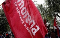“Miembros de Morena actúan como informantes de EU”, señala The New York Times