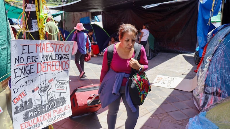 Rosa Icela Rodríguez llama a la CNTE a mantener el diálogo y acusa presencia de “provocadores”