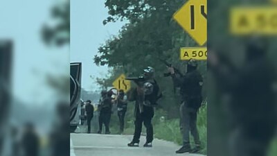 Detuvieron una camioneta con más de 30 elementos de la SSPyPC en Chiapas