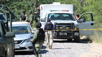 Entre las víctimas de violencia se encontró a un menor de edad al interior de un auto