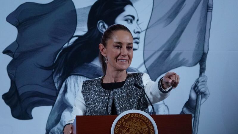 Ve Sheinbaum a Corredor Transístmico como “alternativa” al Canal de Panamá