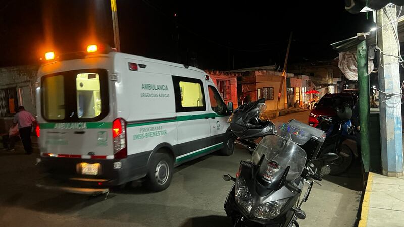 Abandonan a niño inconsciente y con signos de violencia frente a IMSS de Tepic