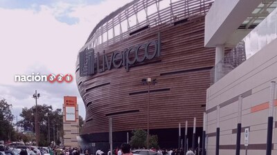 El responsable del ataque directo a balazos logró huir del centro comercial y ya es buscado por la policía