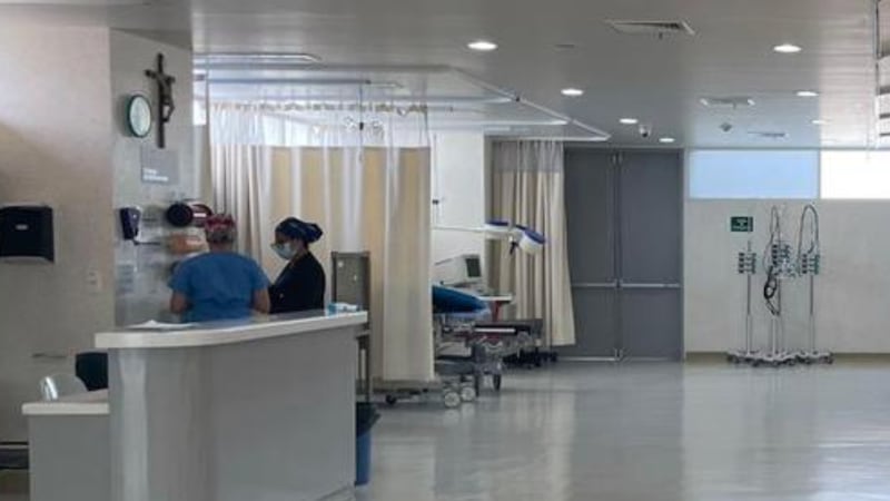 Reportan estable al recién nacido abandonado en una jardinera de iglesia en plena Navidad