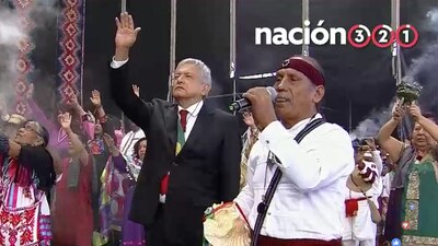 AMLO realizó el saludo de los cuatro puntos cardinales.