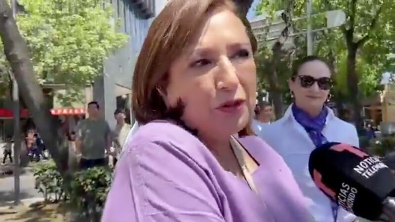 Xóchitl Gálvez se hace presente en la marcha para exigir desafuero de Cuauhtémoc Blanco
