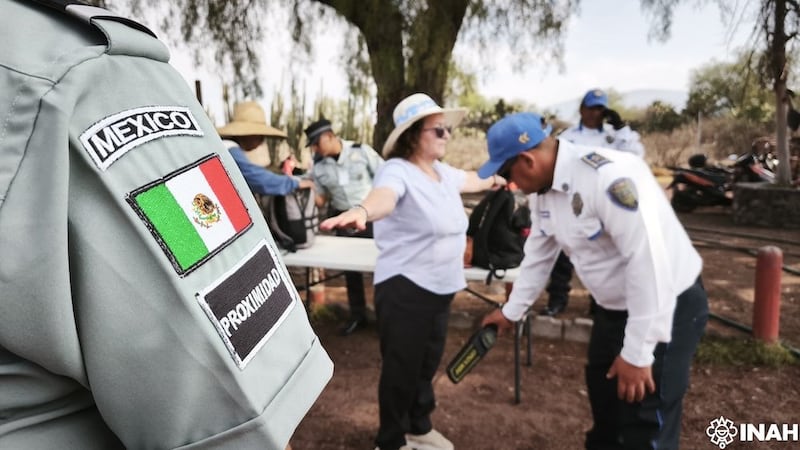 INAH anuncia que colocó arcos detectores de metales en 5 zonas arqueológicas, incluida Teotihuacán