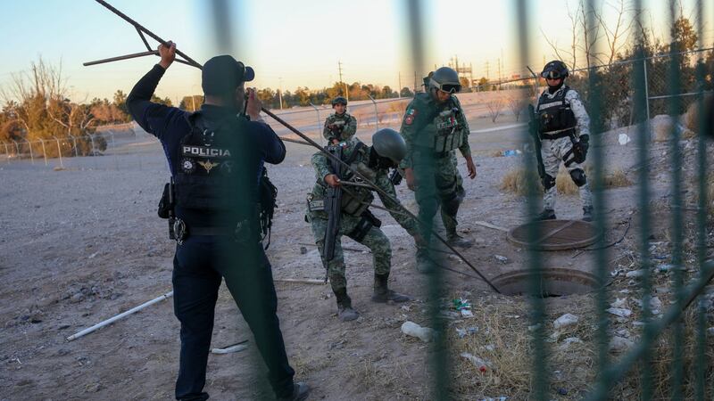 Localizan presunto túnel clandestino en Ciudad Juárez, cerca de la Presidencia Municipal