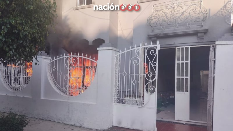 Incendio consume vivienda en la colonia Narvarte; la habitaban migrantes