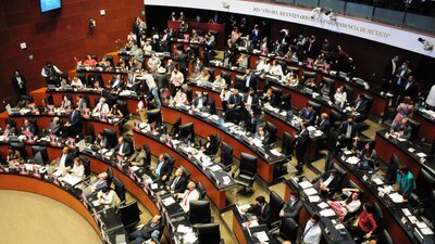 Los senadores aprobaron la iniciativa enviada por López Obrador