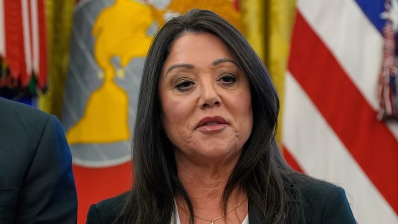 Renuncia la secretaria de Trabajo de EU, tras escándalo por abuso de poder