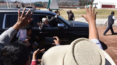 AMLO durante su visita a Acambay, Estado de México