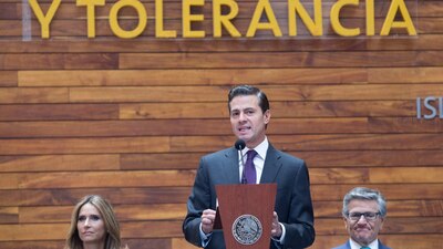 El presidente de México aseguró que un gobierno debe aceptar la crítica y el escrutinio público