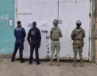 Aseguran bodega usada para el almacenamiento de drogas de ‘Los Mayitos’ en BC, informa Harfuch
