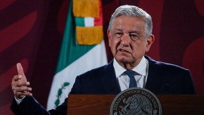 López Obrador exhortó a los legisladores a aprobar sus reformas