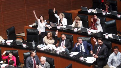 Morena votó a favor de la reforma impulsada por el presidente