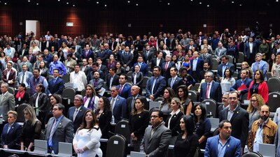 Los diputados seguirán gozando de una bolsa mensual de 149 mil 230 pesos