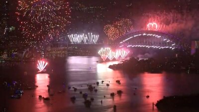 El muelle estuvo vallado, los populares parques cerrados y los conocidos lugares nocturnos desiertos