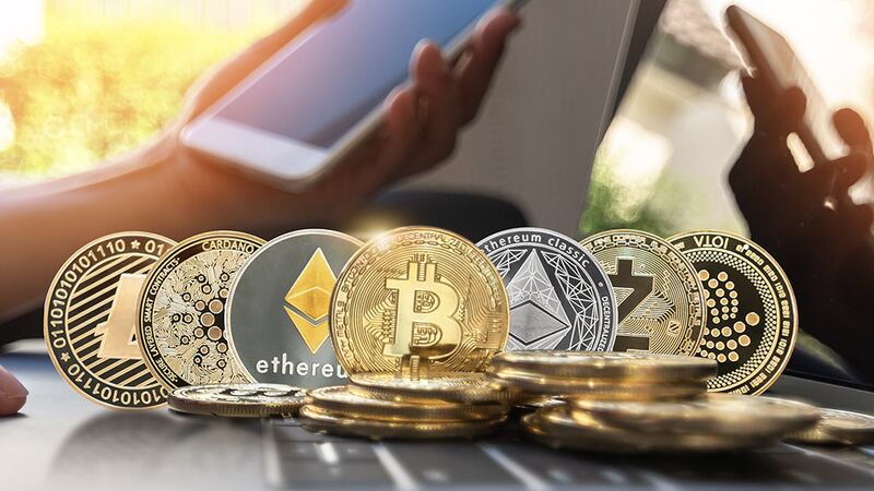 Worldcoin da dinero a cambio de tus datos biométricos; UNAM alerta por riesgos