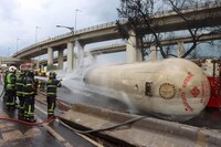 Pipa involucrada en explosión del Puente de la Concordia tiene 3 pólizas de seguro: Silza