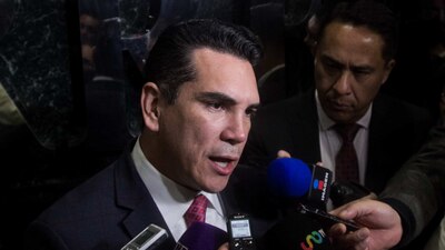 El priista llegó a la gubernatura de Campeche en 2015