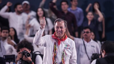 El canddiato del PRI tuvo un encuentro con mujeres en Durango y explicó de qué se trata su programa "Avanzar contigo"