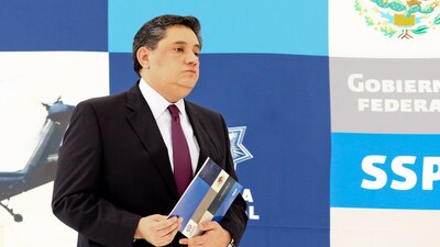 Tenía el cargo cuando Genaro García Luna era Secretario de Seguridad Pública. La UIF cancela sus cuentas