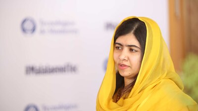 La joven de 20 años es Premio Nobel de la Paz y está en México