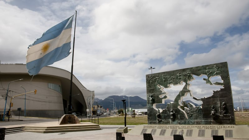 ¿Por qué las Malvinas son un tema 'sensible' para Argentina? Esto sabemos