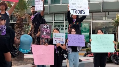 Los alumnos pidieron que se atiendan las acusaciones al interior del plantel