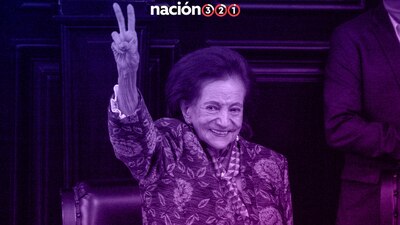 Será recordada por su lucha por la democracia y paridad, que se coronó cuando entregó la Banda Presidencial a una mujer