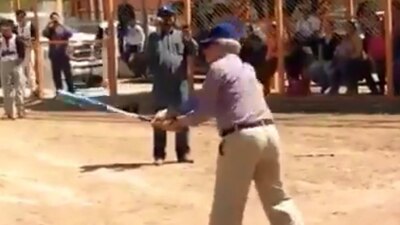 AMLO jugo beísbol este sábado en ese municipio del noroeste del país