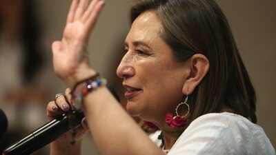 Afirmó que bajó las publicaciones "en tiempo y forma"