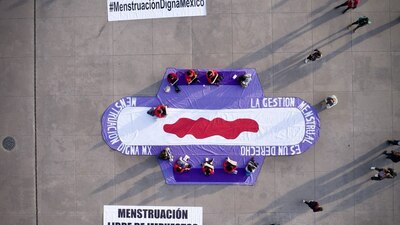 La colectiva señaló que este es un impuesto sexista que afecta a las mujeres y niñas más pobres