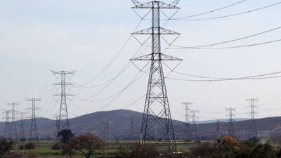 El presidente Andrés Manuel López Obrador hizo un llamado a los ministros de la Corte sobre la discusión de la Ley Eléctrica.