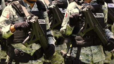 Ahora, la UIF va a investigar a militares por presunto lavado de dinero en la institución