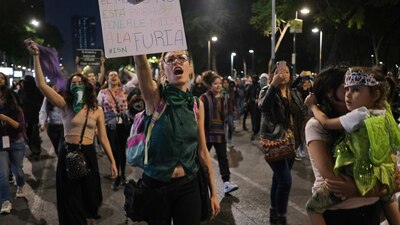 Mujeres de todo el país protestaron en la CDMX por la violencia de género