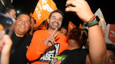 Celebró que "los jóvenes hayan volteado el guion de la contienda presidencial"